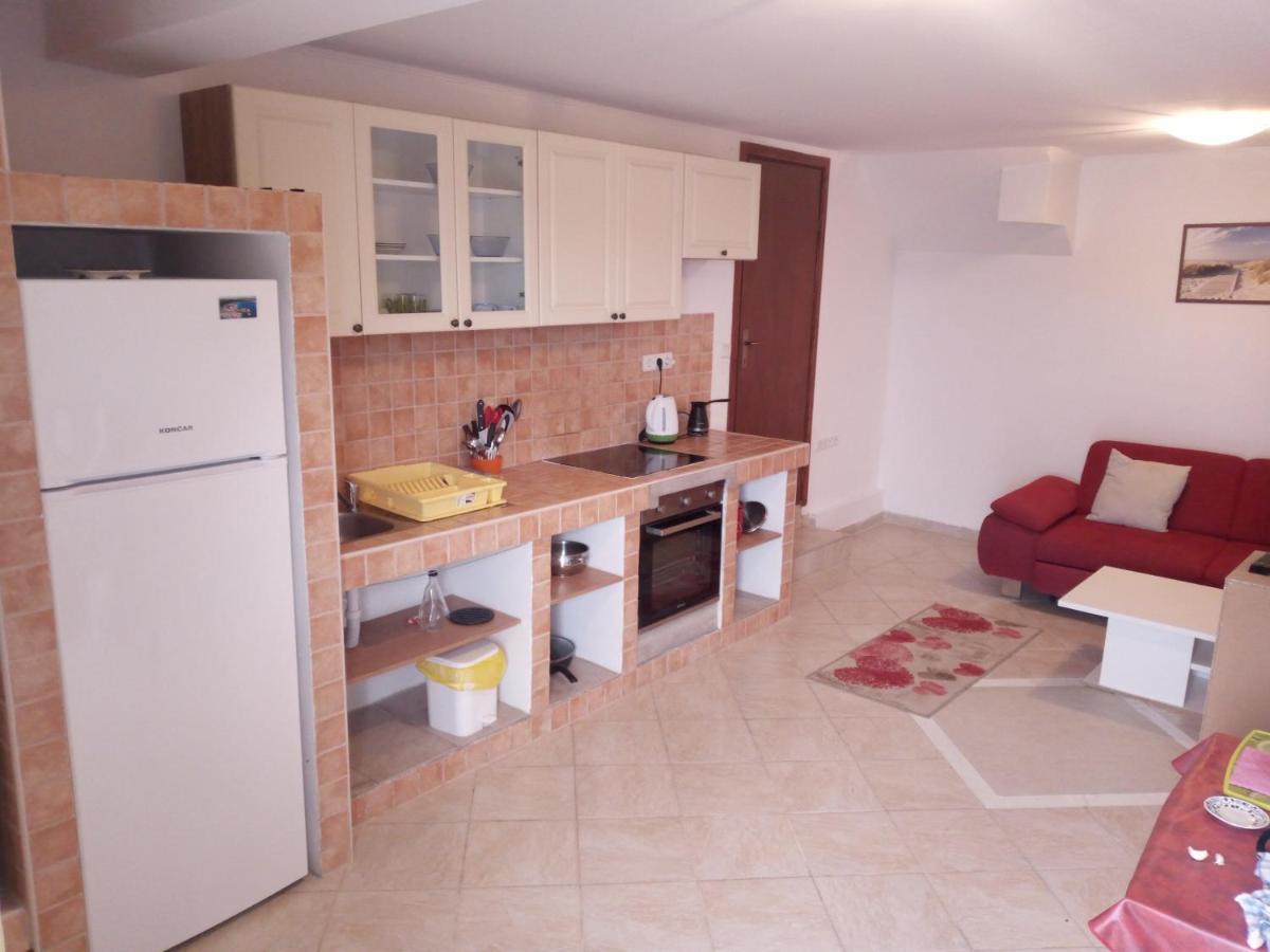 Apartmani Rab - Adrijana & Aleksandra Banjol Eksteriør bilde